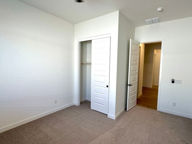 Building Photo - Fantastic "Holly" floor plan in Bella Vista Farms