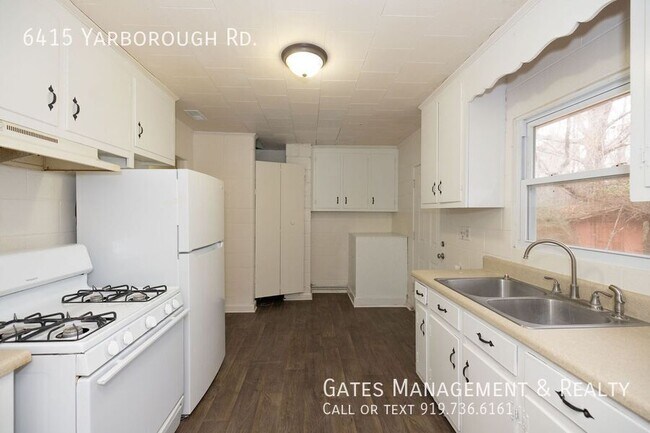 Building Photo - 6415 Yarborough Rd