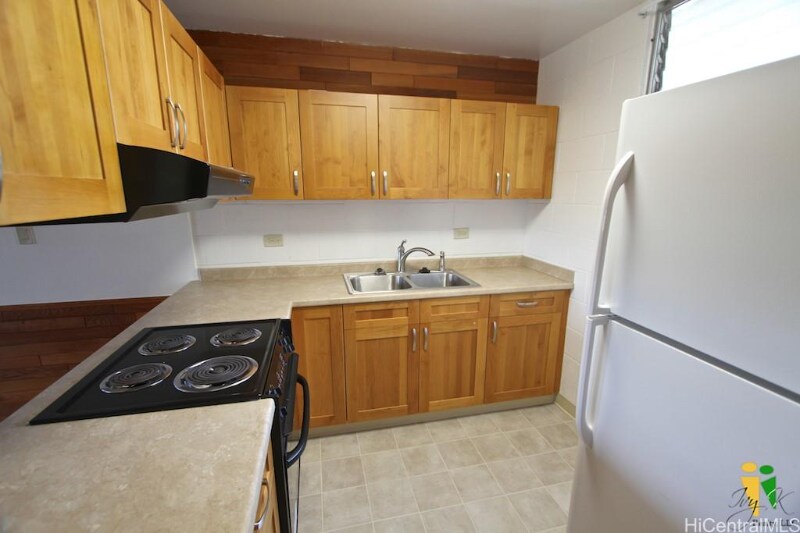 Building Photo - 5122 Likini St