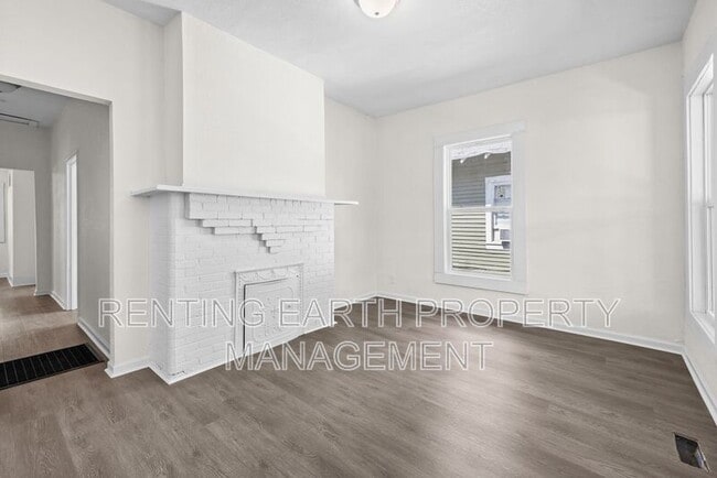 Building Photo - 608 Fulton Ave SW