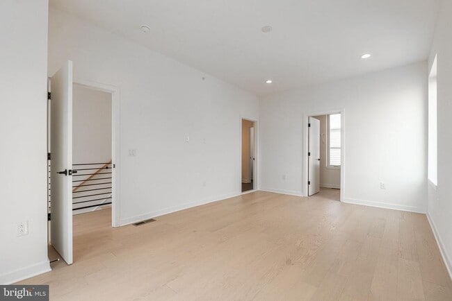 Building Photo - 3029 Bridgeview walk