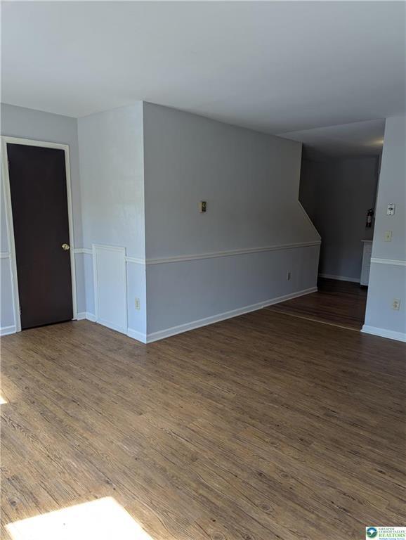 Building Photo - 111 E 3rd St