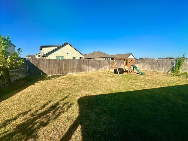 Building Photo - 7211 Loggia Pl