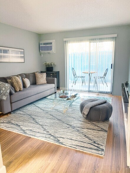 Primary Photo - Sequoyah Apartments