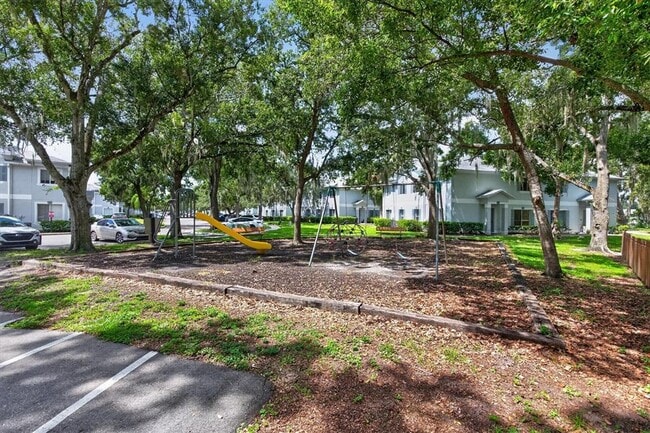 Building Photo - 4110 Waterside Island Ct