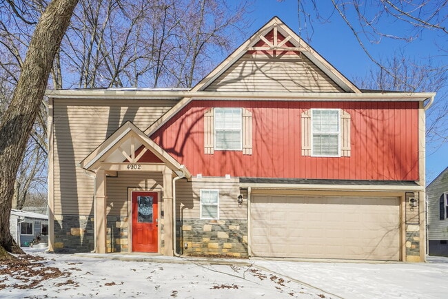 Building Photo - 4902 Dickens Dr