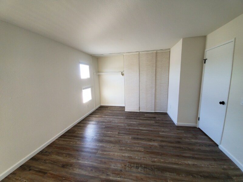 Building Photo - 7047 Camino Degrazia