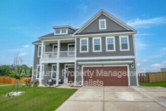 Building Photo - 673 Bellflower Ln
