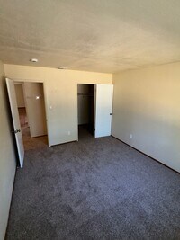 Building Photo - 6137 Madison Ave