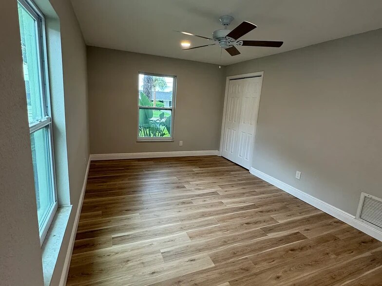 Guest Bedroom 1 - 2125 Beecher Rd
