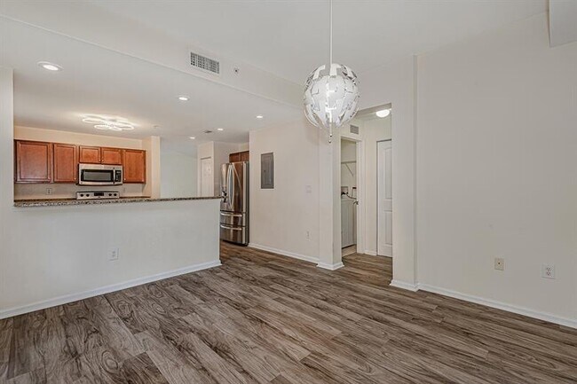 Building Photo - 11605 NW 89th St