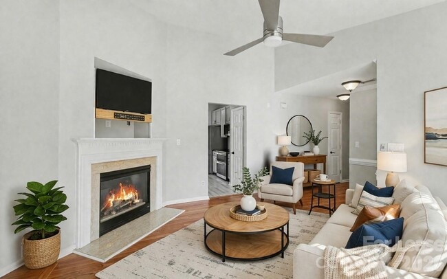 Building Photo - 4962 Bentgrass Run Dr