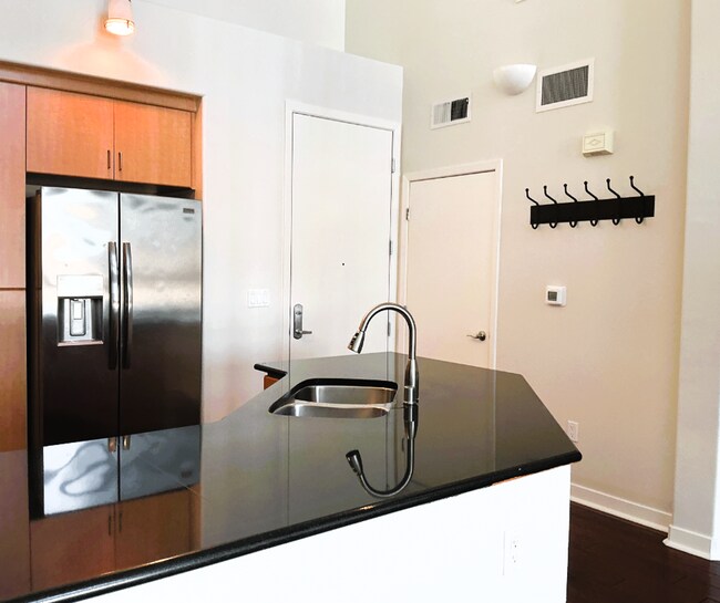 Building Photo - 1 Bedroom Home with Office/Loft - At DUBLIN Side BART Station