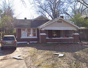 Building Photo - Historic Charm in Evergreen