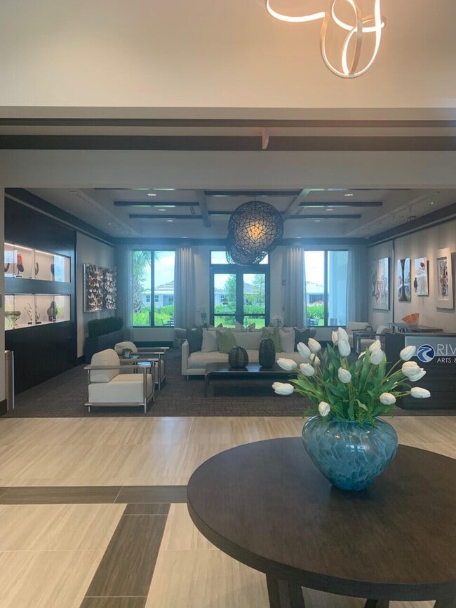 Building Photo - 11643 SW Moon River Way