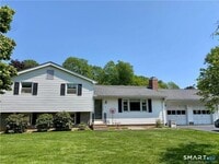 Building Photo - 14 Stonegate Dr