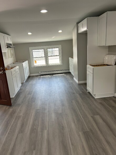 Building Photo - 107 Newby Ave
