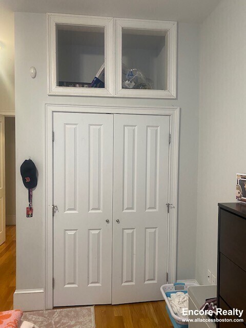 Building Photo - 1089 Beacon St