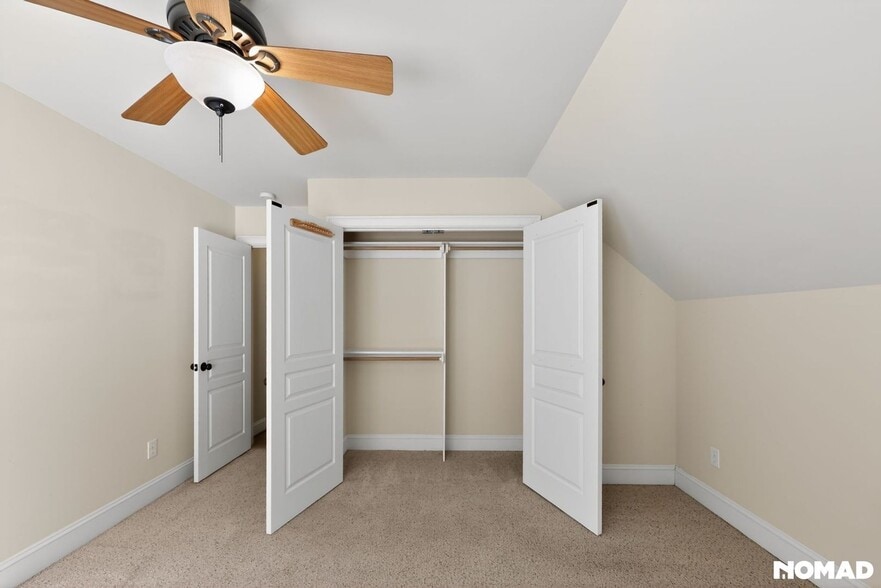 Building Photo - 1303 Town Side Dr