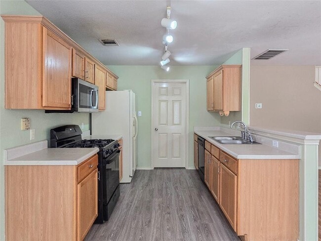 Building Photo - 1134 Vincent Pl