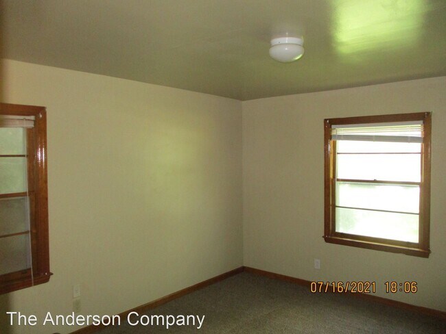Building Photo - 3 br, 1 bath House - 2519 Crescent Dr.