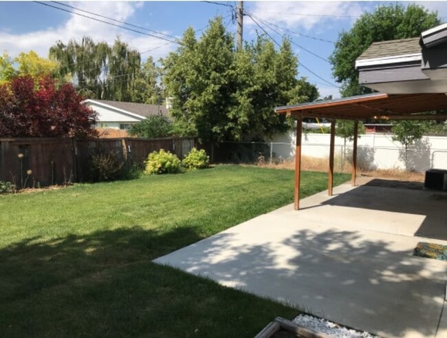 Building Photo - Wonderful 4 Bedroom House in Bountiful