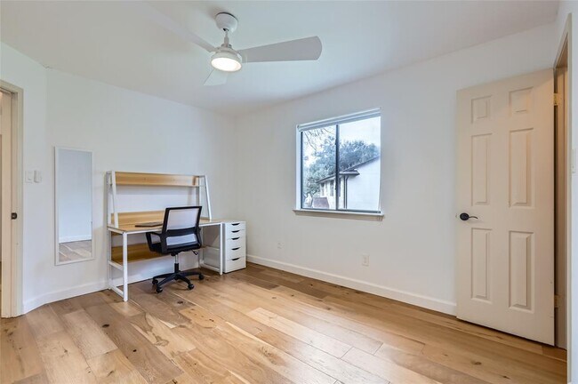 Building Photo - 13205 Kepler Cove