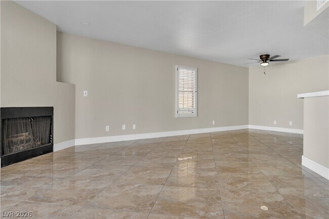 Building Photo - 2710 Strathmoor Dr