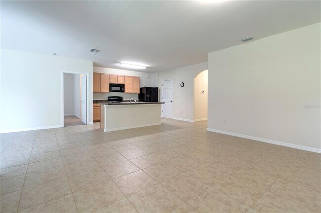 Building Photo - 14343 Overlook Ave