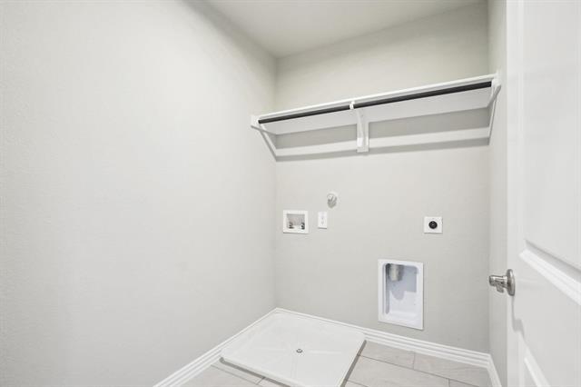 Building Photo - 2211 Gustavus Dr