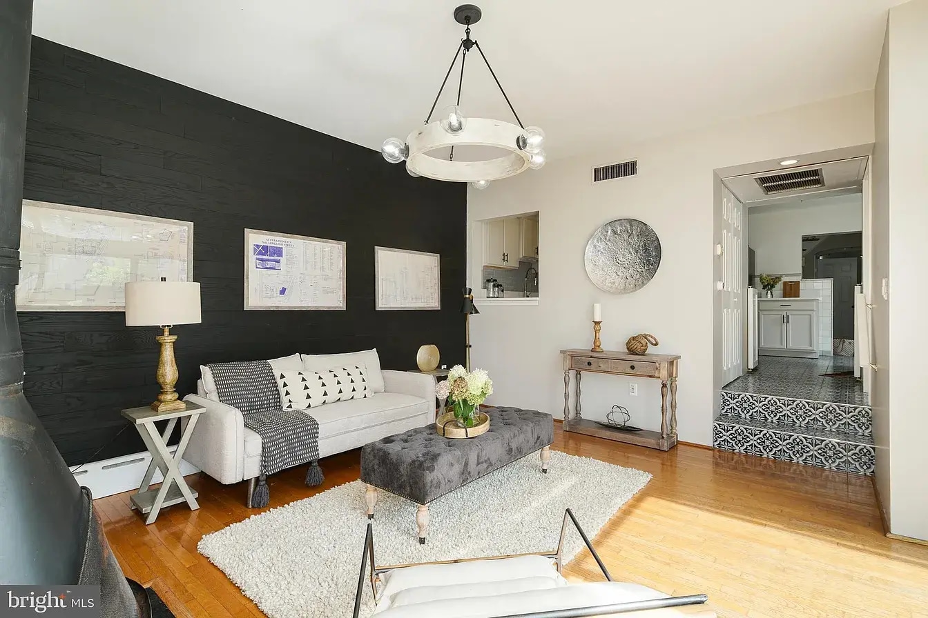 Building Photo - 7646 Ardleigh St