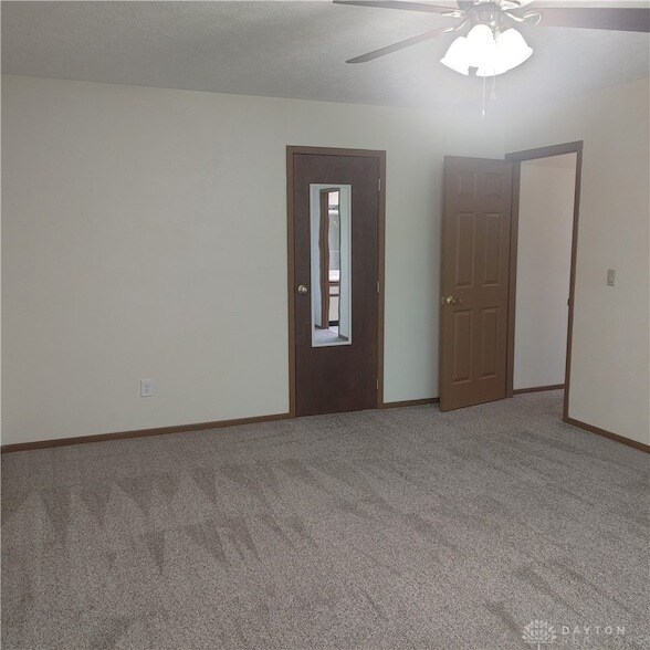 Building Photo - 1276 Robbins Run Ct