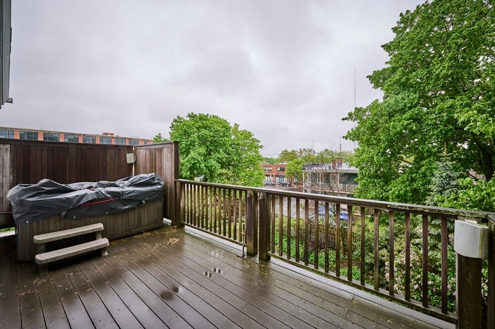 whirlpool deck - 16 Indiana Ter