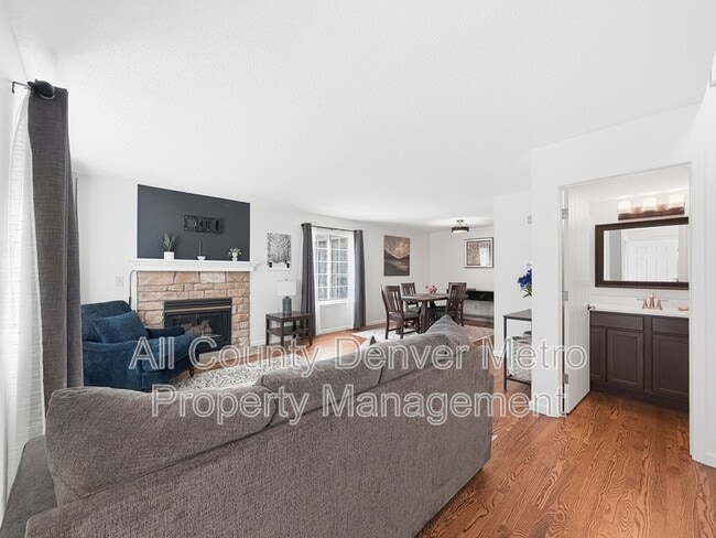 Building Photo - 8418 Everett Way
