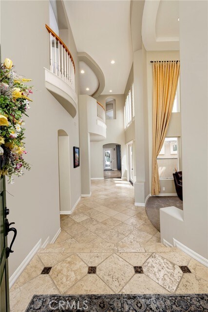 Building Photo - 10 Spring Grove
