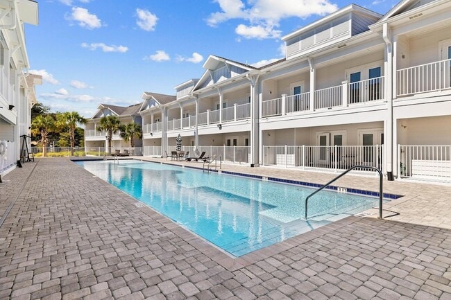 Building Photo - 100 Beach Dr