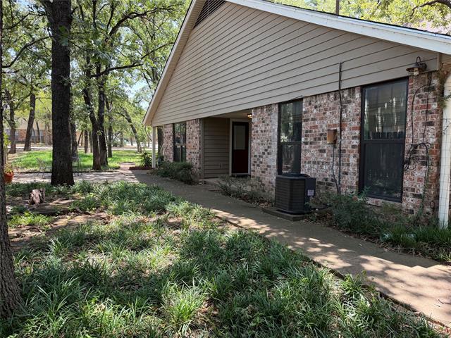 Building Photo - 3412 Timberline Dr