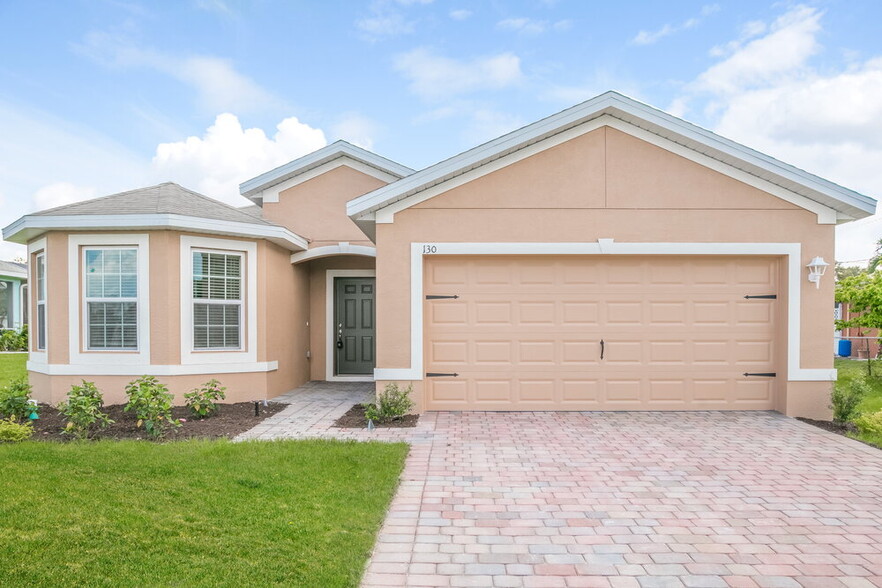 Primary Photo - 130 SW 11th Terrace