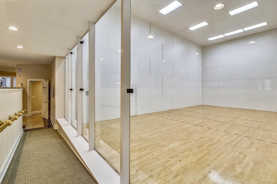 Building Photo - 10703 Hampton Mill Ter