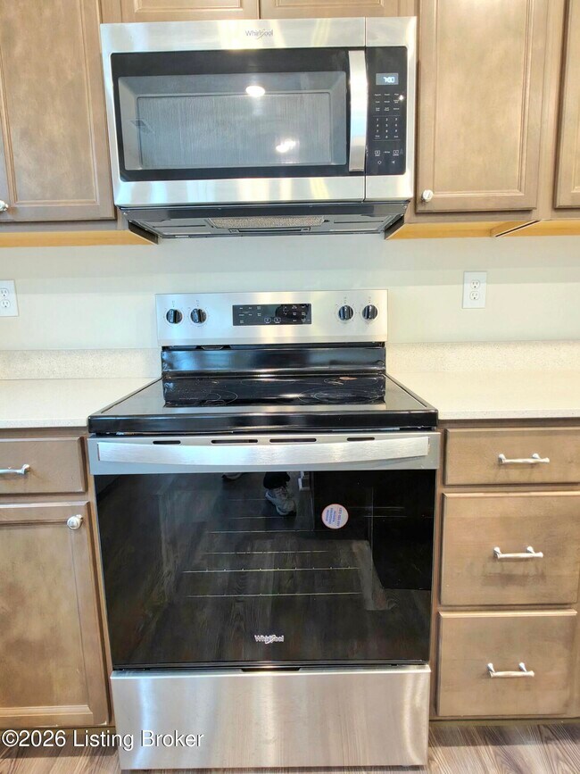 Building Photo - 4609 Golden Eagle Dr