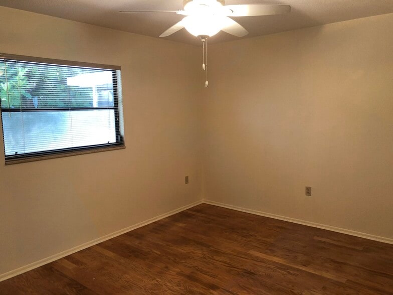 Building Photo - 2387 Datura St