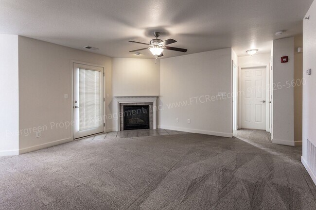 Building Photo - 2173 35th Ave Ct
