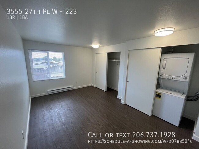 Building Photo - 3555 27th Pl W