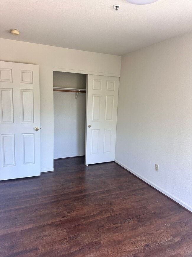 Building Photo - 3 bed/1.5 bath townhouse in Cotati