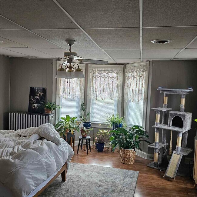 Building Photo - 139 N Seton Ave