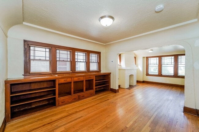 Building Photo - 4668 N 41st St