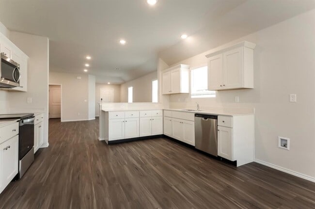 Building Photo - 2103 Crimson Lake Blvd