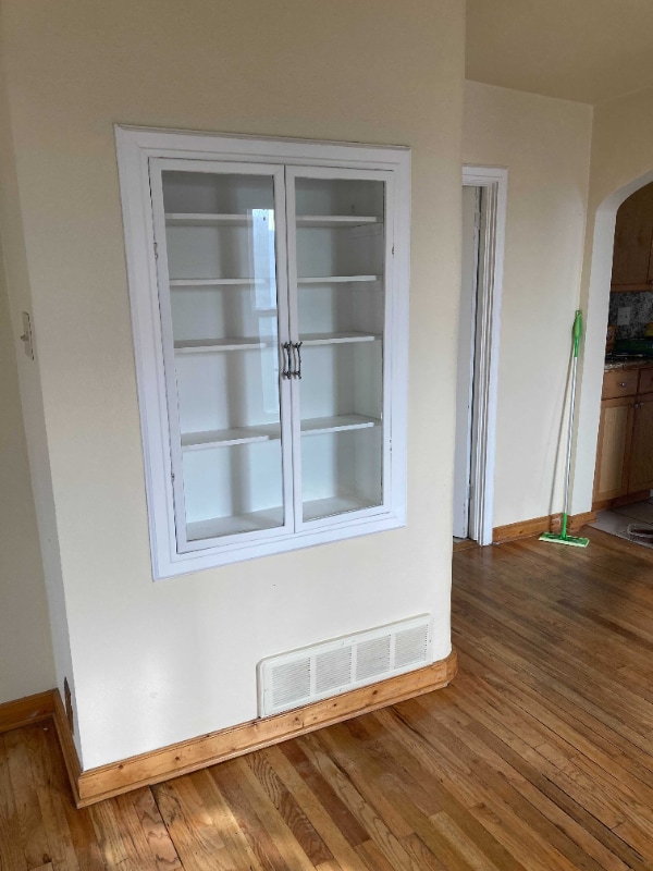 Building Photo - 831 Elati St