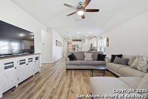 Building Photo - 1308 Lydian Broom