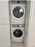 Building Photo - 16385 Biscayne Blvd